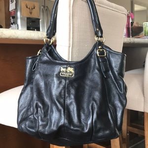 Coach leather shoulder bag